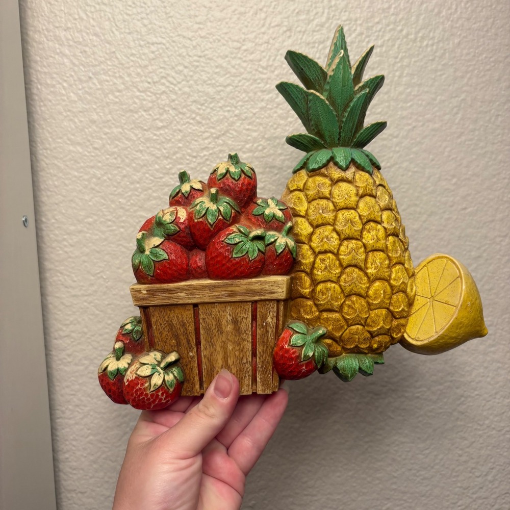 VTG 1975 Homco Fruit Wall Plaque Pineapple Strawberry Lemon Kitchen Decor 7351